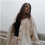 Insegnante di letteratura italiana, disponibile anche per storia e per aiutare nel metodo di studio anche per ragazzi con DSA